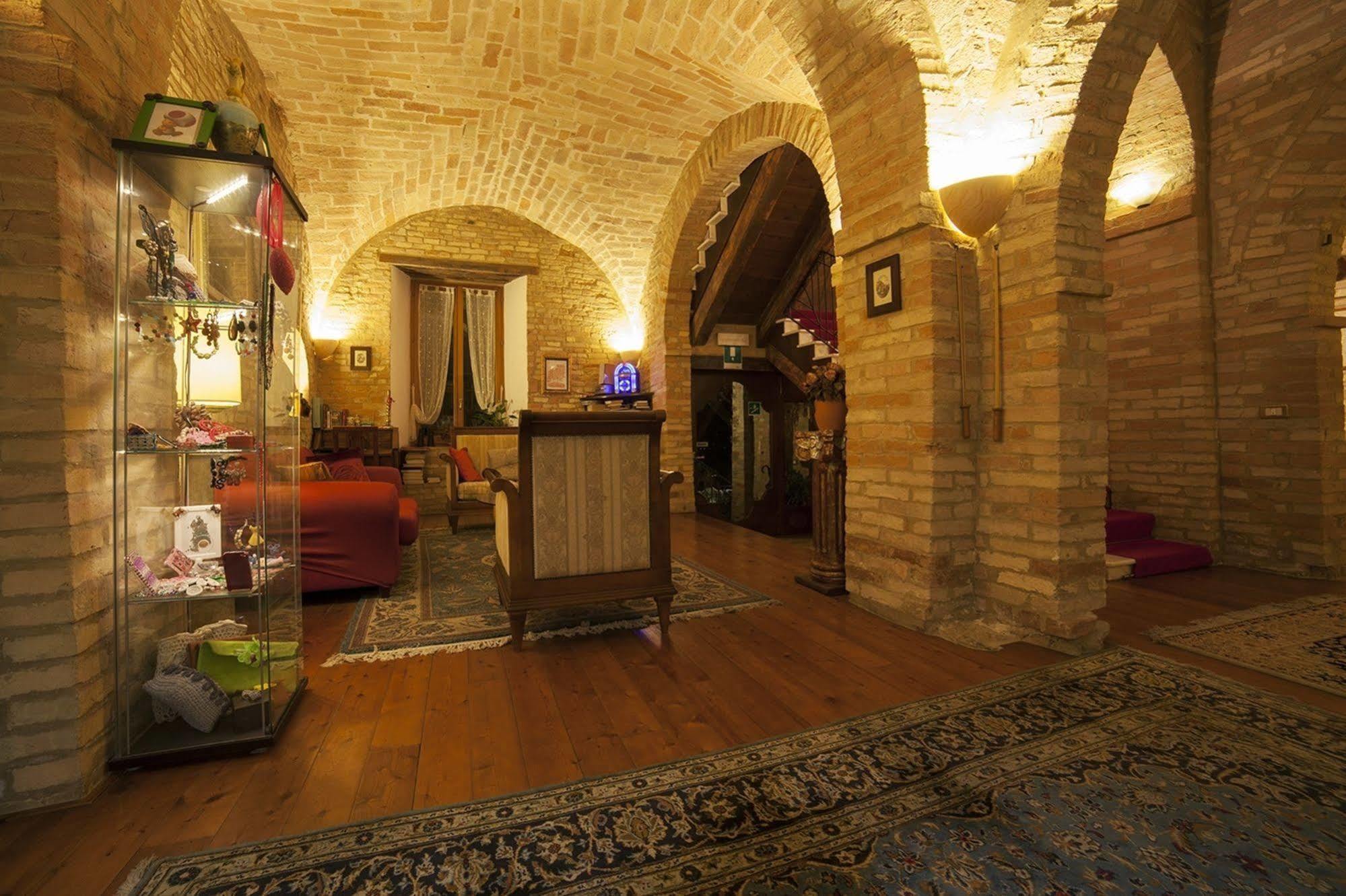 La Luma Hotel Montecosaro  المظهر الخارجي الصورة